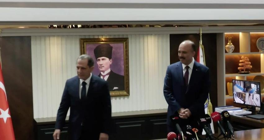 4,5 yıldır yürüttüğü İstanbul Emniyet Müdürlüğü görevini emekli olarak tamamlayan