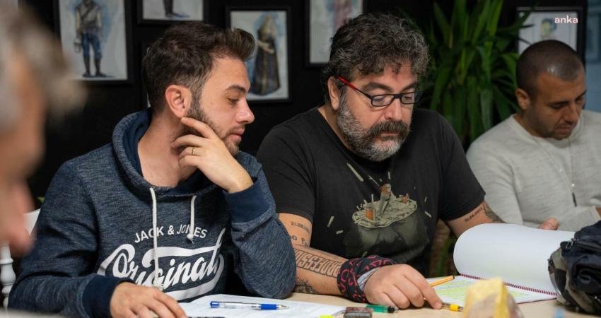 İzmir Büyükşehir Belediyesi Şehir Tiyatroları, tiyatroseverler için sahneleyeceği “Çok Tuhaf