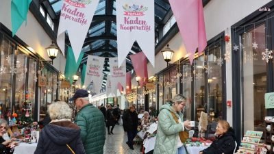 Potlaç Kadın Kooperatifi’nin Yılbaşı Festivali, Kadıköy Feneryolu’ndaki Atıksız Yaşam Pazarı’nda