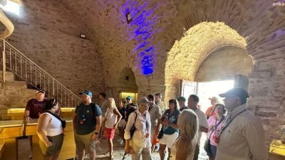 Kuşadası Belediyesi'nin kente kazandırdığı ve Güvercinada Kalesi’nin ev sahipliği yaptığı