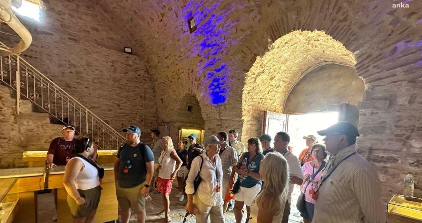 Kuşadası Belediyesi'nin kente kazandırdığı ve Güvercinada Kalesi’nin ev sahipliği yaptığı