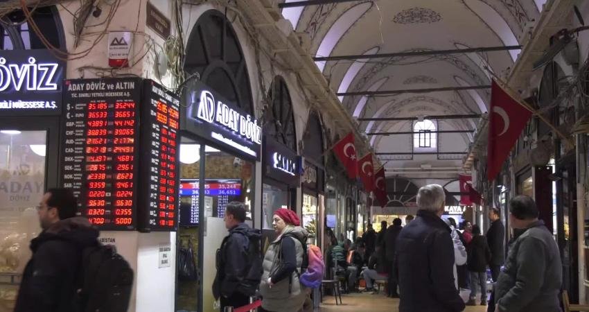 Türkiye Cumhuriyeti Merkez Bankası Para Politikası Kurulu, politika faizini 250