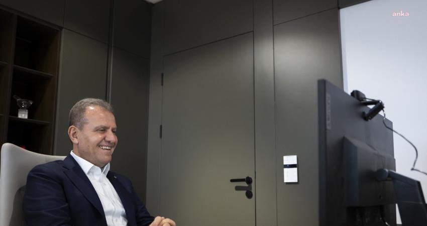 Mersin Büyükşehir Belediye Başkanı Vahap Seçer, Cumhurbaşkanı Recep Tayyip Erdoğan’ın