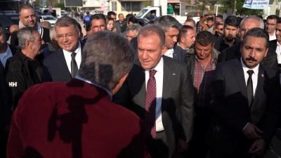 Mersin Büyükşehir Belediye Başkanı Vahap Seçer, Cumhurbaşkanı Recep Tayyip Erdoğan’ın