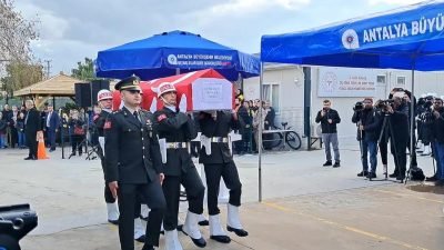 Muğla'da Sağlık Bakanlığı'na ait ambulans helikopterin Eğitim ve Araştırma Hastanesi