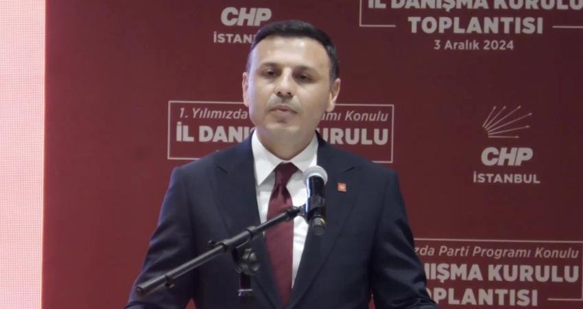 CHP İstanbul İl Başkanı Özgür Çelik, İl Danışma Kurulu toplantısında;