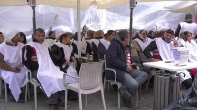 Sendikalı oldukları gerekçesiyle işten çıkartılan ve 146 gündür hakları için