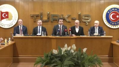 Saadet Partisi Genel Başkanı Mahmut Arıkan, TÜRK-İŞ Genel Başkanı Ergün