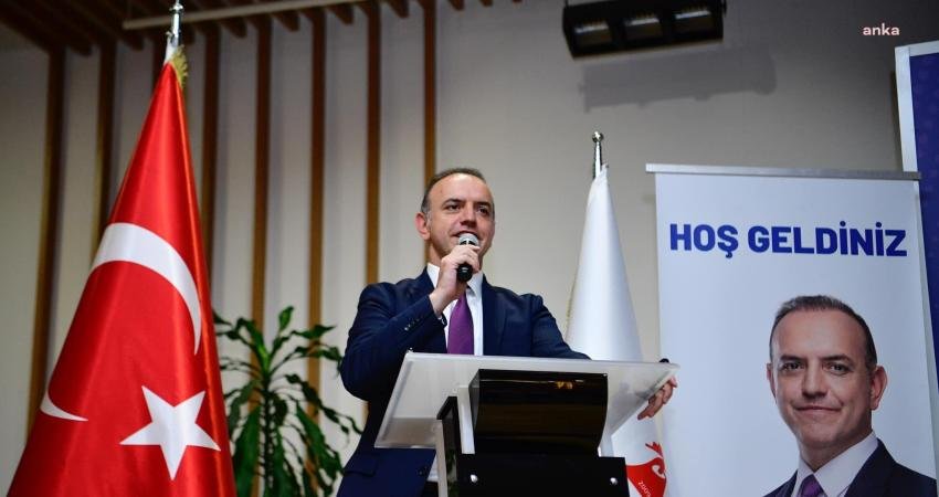 Sancaktepe Belediyesi, ilçede yaşanan tapu sorunlarını çözüme kavuşturmaya devam ediyor.