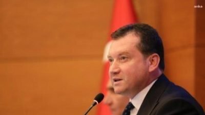 Silivri Belediye Meclisi'nin aralık ayı toplantısında konuşan Belediye Başkanı Bora