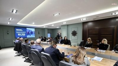 Silivri Belediye Başkanı Bora Balcıoğlu, belediye başkan yardımcıları ve birim