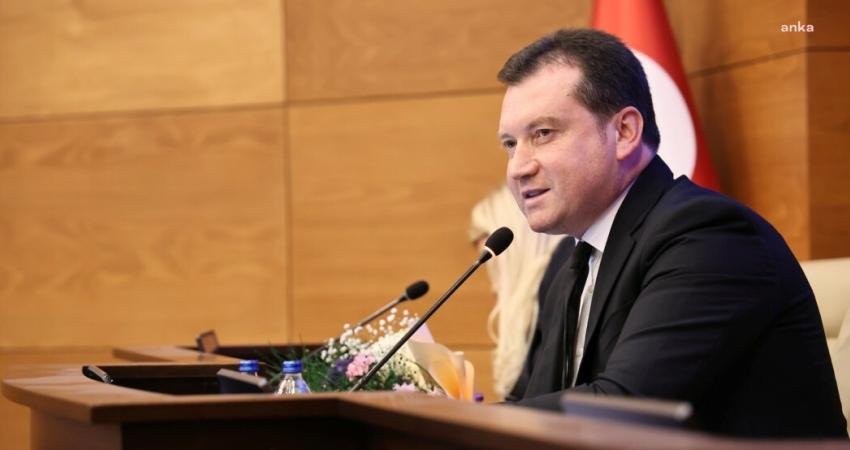 Silivri Belediye Başkanı Bora Balcıoğlu, aralık ayı ikinci meclis toplantısında,