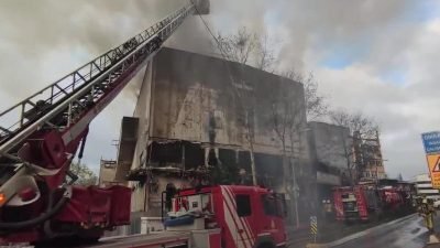 Şişli Mecidiyeköy’de 6 katlı metruk bir bina ile Beyoğlu’nda bir