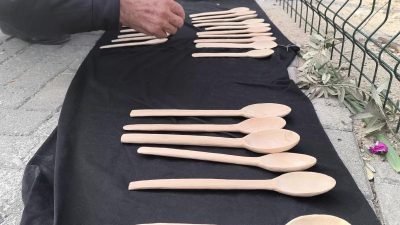 Osmaniye'nin Kadirli ilçesinde yaşayan 74 yaşındaki Cemal Bebek, emekli maaşı
