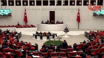 Saadet Partisi Grup Başkanvekili Bülent Kaya, TBMM Genel Kurulu'nda yaptığı