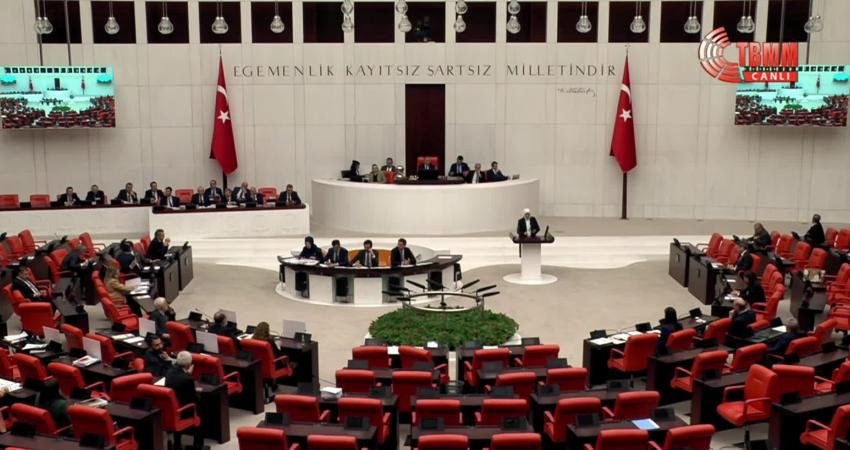 TBMM Genel Kurulu'nda DEM Parti Kocaeli Milletvekili Ömer Faruk Gergerlioğlu