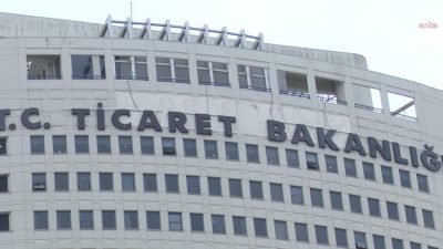 Ticaret Bakanlığı, 2025 yılında uygulanacak asgari ücretin belirlenmesinin ardından 