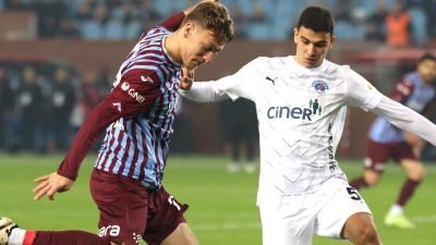 Trabzonspor, Süper Lig'in 15. haftasında karşı karşıya geldiği Kasımpaşa ile 2-2 berabere