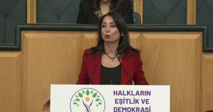 DEM Parti Eş Genel Başkanı Tülay Hatimoğulları, MHP Genel Başkanı