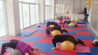 Turgutlu Belediyesi, kadınlara özel pilates kursu kayıtlarını başlattı. Kadınlar, 16