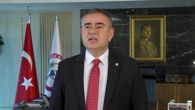 Türk Eczacıları Birliği Başkanı Arman Üney, denetimi yapılmadan marketlerde veya