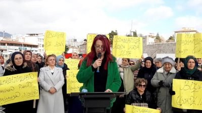 Tokat'ta Öğretmenler ve Usta Öğreticiler Derneği tarafından eylem düzenlendi.