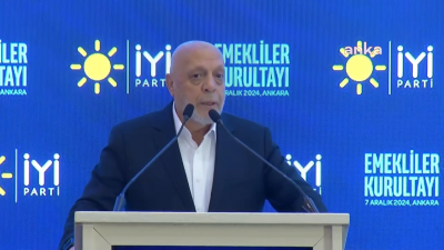 Hak-İş Genel Başkanı Mahmut Arslan, İYİ Parti'nin düzenlediği Emekliler Kurultayında