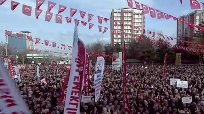 CHP Genel Başkanı Özgür Özel, ''‘Suriye’ye sevinin; açlığı, yoksulluğu, işsizliği, güvencesizliği