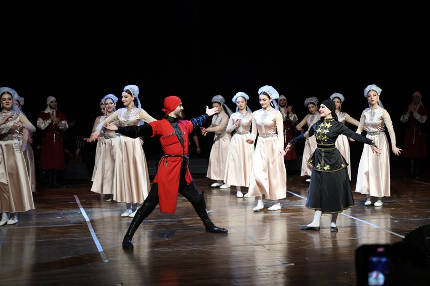 Mamak Belediyesi, kültürel etkinliklerine devam ediyor. Bu kapsamda Elbruz Halk