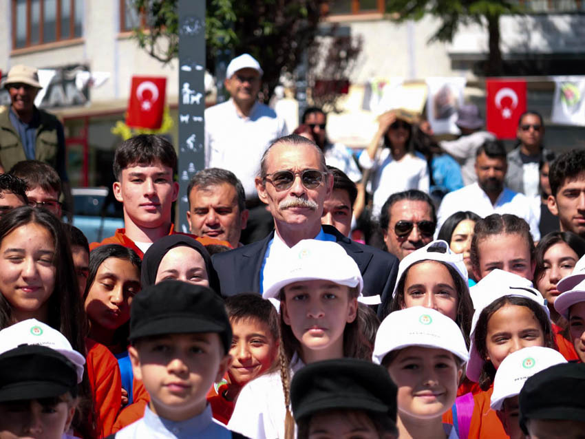 19 Mayıs Atatürk’ü Anma, Gençlik ve Spor Bayramı dolayısıyla Etimesgut