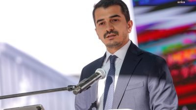 Çankaya Belediyesi tarafından yaptırılan Çankaya Gençlik Merkezi, CHP Genel Başkanı