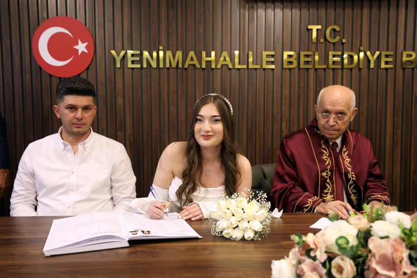 Hayatlarını 05.05.2025 tarihinde birleştirmek isteyen vatandaşlar, Yenimahalle Belediyesi Evlendirme Dairesi’ne