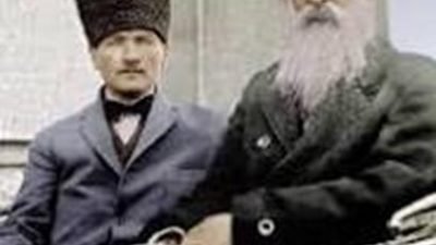 “Yüzyıllık Bir Tabu Yıkılırken” başlıklı yazımda, hükümetin son “Kürtlerle barışma”