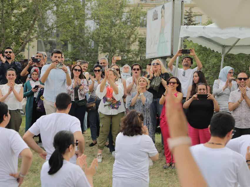 Karum AVM'de düzenlenen "Yaratan Kadınlar Alışveriş Şenliği ve Sosyal Sorumluluk