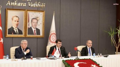 Ankara Valiliğinde, gerçekleştirilen İl Hayvan Hakları Komisyonu toplantısında başıboş sokak hayvanlarıyla