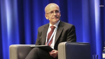 Hazine ve Maliye Bakanı Mehmet Şimşek, "Dezenflasyon sürecinde ortaya çıkabilecek