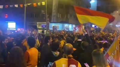 Galatasaray'ın, Süper Lig'in tamamlanmasına iki hafta kala Kayserispor'u 3-0 yenerek