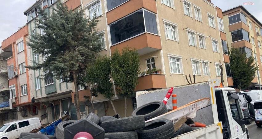 Bayrampaşa Belediyesi Zabıta Müdürlüğü ekipleri, ilçe genelinde kaldırımları işgal eden