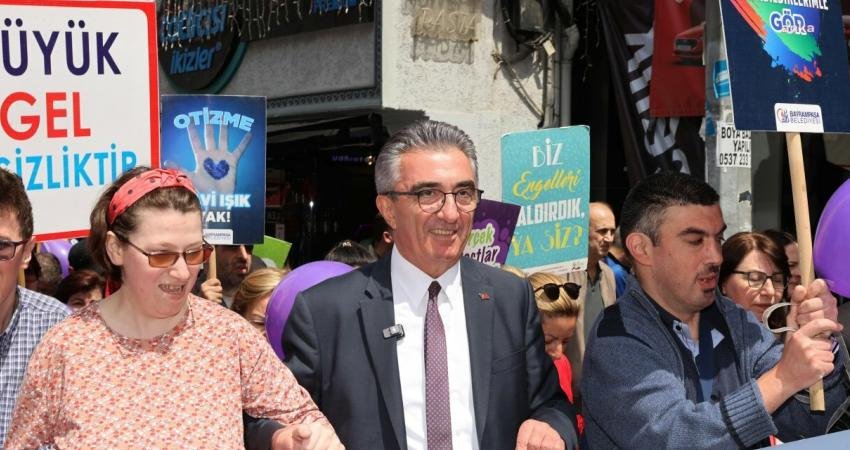 Bayrampaşa Belediyesi, 10-16 Mayıs Engelliler Haftası etkinlikleri çerçevesinde özel bireylerin