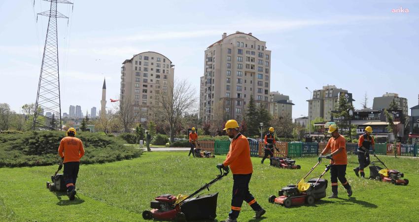 Çankaya Belediyesi, ilçe genelindeki parklarda bakım ve onarım çalışmalarını sürdürüyor.