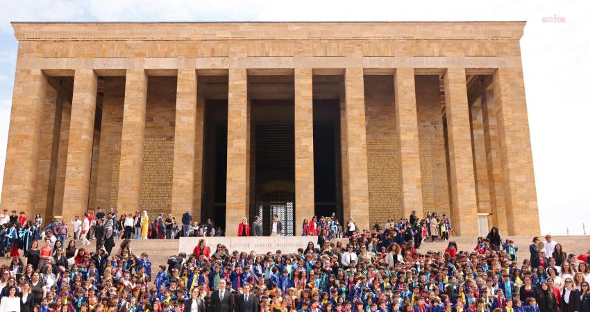 Çankaya Belediyesi kreşlerinde eğitim alan minikler, mezuniyetleri öncesi Anıtkabir'i ziyaret
