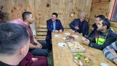 Çekmeköy’den motosikletle umre için yola çıkan Fatih ve Hilal Çam