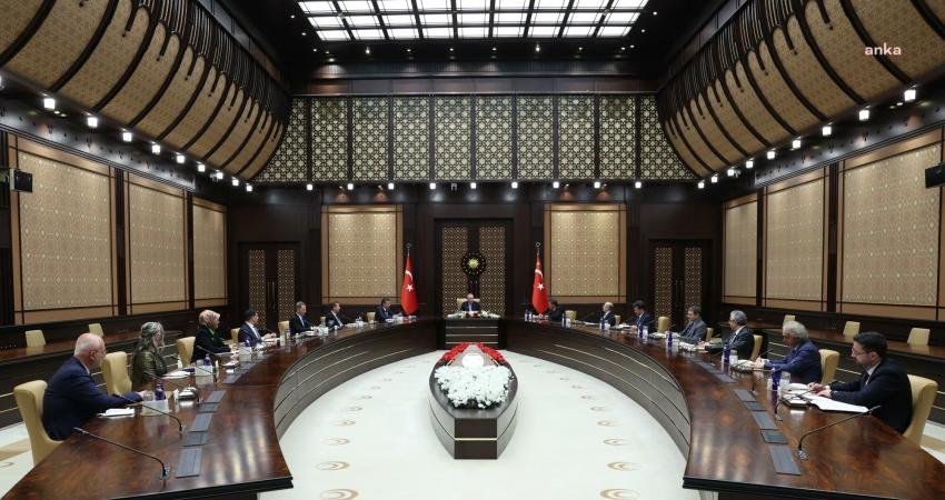 Cumhurbaşkanı Recep Tayyip Erdoğan, Cumhurbaşkanlığı Politika Kurullarının başkanvekillerini Cumhurbaşkanlığı Külliyesi'nde