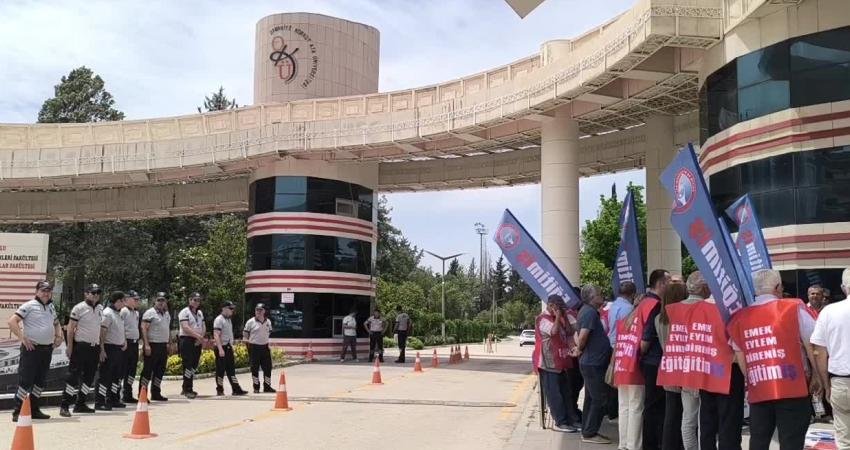 Eğitim-İş Sendikası Osmaniye Şubesi Başkanı Adem Yücel "Bugün üniversitelerimiz tarihinin