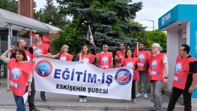 Eğitim- İş Eskişehir Şube Başkanı Fadime Arslan, üniversitelerde liyakat sorunun