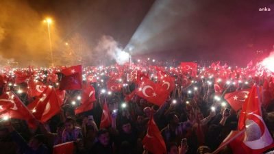 Silivri Cezaevi'nde tutuklu bulunan CHP'nin Cumhurbaşkanı adayı Ekrem İmamoğlu, gençleri
