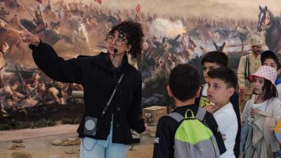 Kürşat Bey İlkokulu’ndan 45 kişilik öğrenci grubu, Etimesgut Belediyesi’nin ev