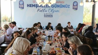 Eyüpsultan Belediyesi, Hemşireler Günü dolayısıyla ilçede görev yapan sağlık çalışanları