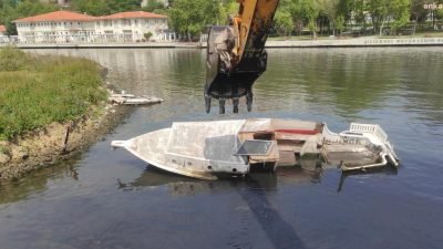 Eyüpsultan Belediyesi ve İstanbul Büyükşehir Belediyesi iş birliğiyle Haliç’te sahipsiz