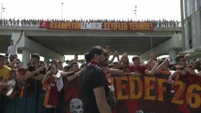 Galatasaray, Trendyol Süper Lig'in 37. haftasında Gürsel Aksel Stadyumu’nda Göztepe